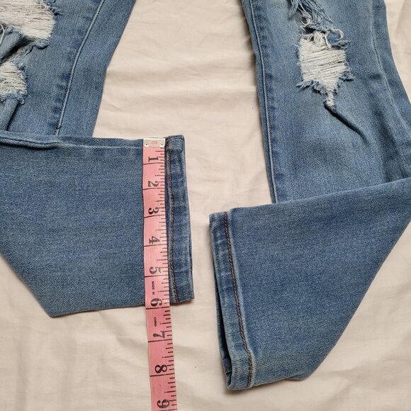 Button Fly Distressed Jeans Medium Wash Size 26 Stretchy Forever 21 - Picture 13 of 14